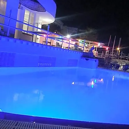 Portofino ホテル オータキャンツ